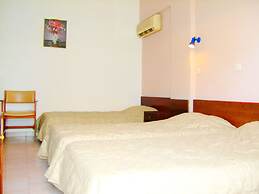 Antonios Hotel