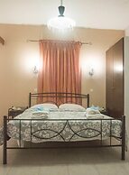 Antonios Hotel
