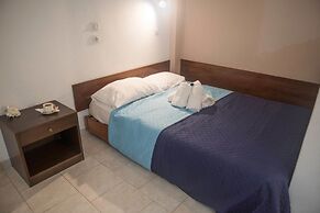 Antonios Hotel