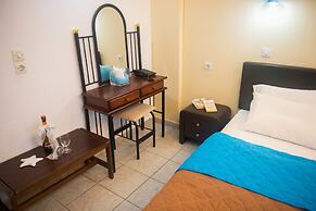 Antonios Hotel
