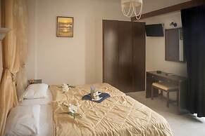 Antonios Hotel