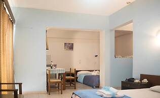 Antonios Hotel