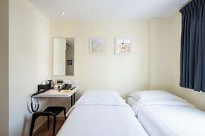 Fragrance Hotel - Balestier