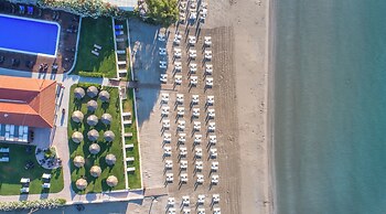 Galaxy Beach Resort, BW Premier Collection