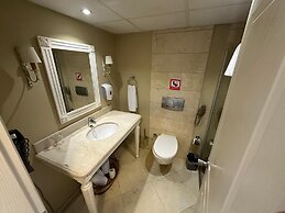 Hotel Carina