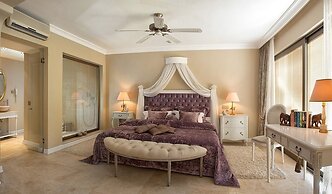 Hotel Carina