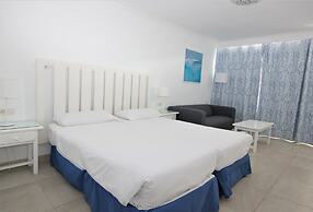 Arena Dorada - Apartments