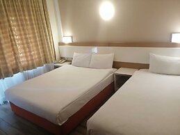 Iris Hotel & Spa