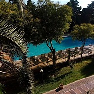 Iris Hotel & Spa