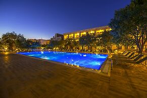 Iris Hotel & Spa