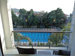 Iris Hotel & Spa