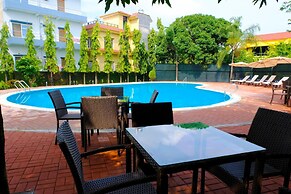Hotel Nirvana Luxury International