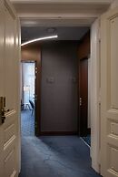 Hotel Kings Court