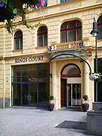 Hotel Kings Court