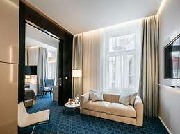 Hotel Kings Court