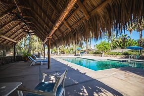 Hotel Oasis