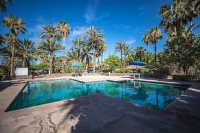 Hotel Oasis