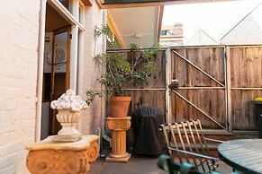 Adelaide Heritage Cottages & Apartments