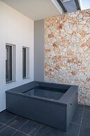 Nontas Suites