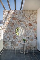 Nontas Suites