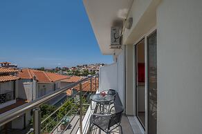 Sunshine Apartments