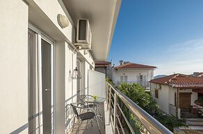 Sunshine Apartments