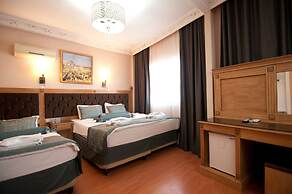 Blue Tuana Hotel