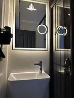 Blue Tuana Hotel