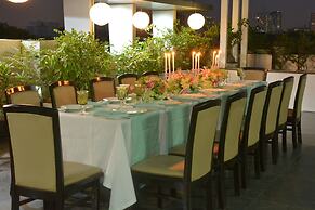 Rockland Hotel - C R Park