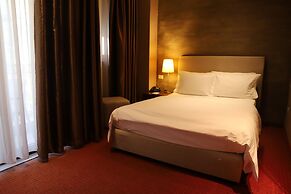 Mondial Hotel