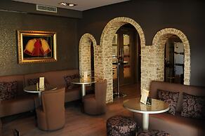 Mondial Hotel