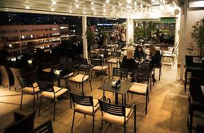 Mondial Hotel