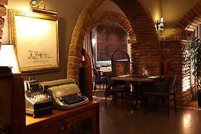 Mondial Hotel