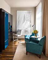 Home Hotel Folketeateret