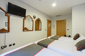 Hotel Boutique Reina Mora