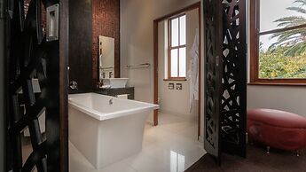 Nova Constantia Boutique Residence