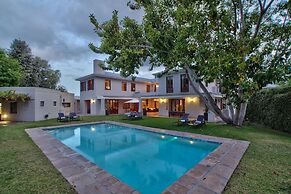 Nova Constantia Boutique Residence
