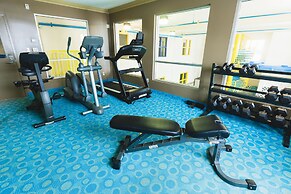 Redwood Inn & Suites - Grande Prairie