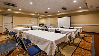 Best Western Plus Marina Gateway Hotel