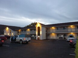 The Ranchland Inn