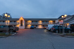The Ranchland Inn