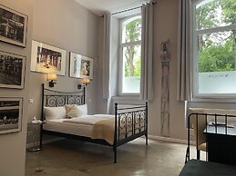 Hotel Amical
