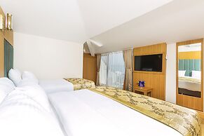 Acra Hotel - Special Class