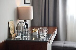 DeSilva Inn Katowice Airport