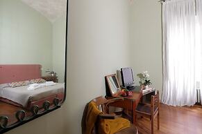 Mecenate Rooms