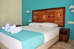 Aris Hotel