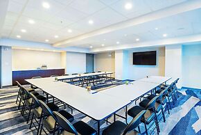 Comfort Suites Kelowna