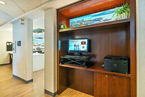 Comfort Suites Kelowna