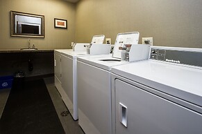 Comfort Suites Kelowna