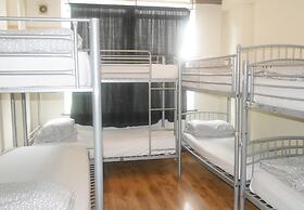 Kensal Green Backpackers 1